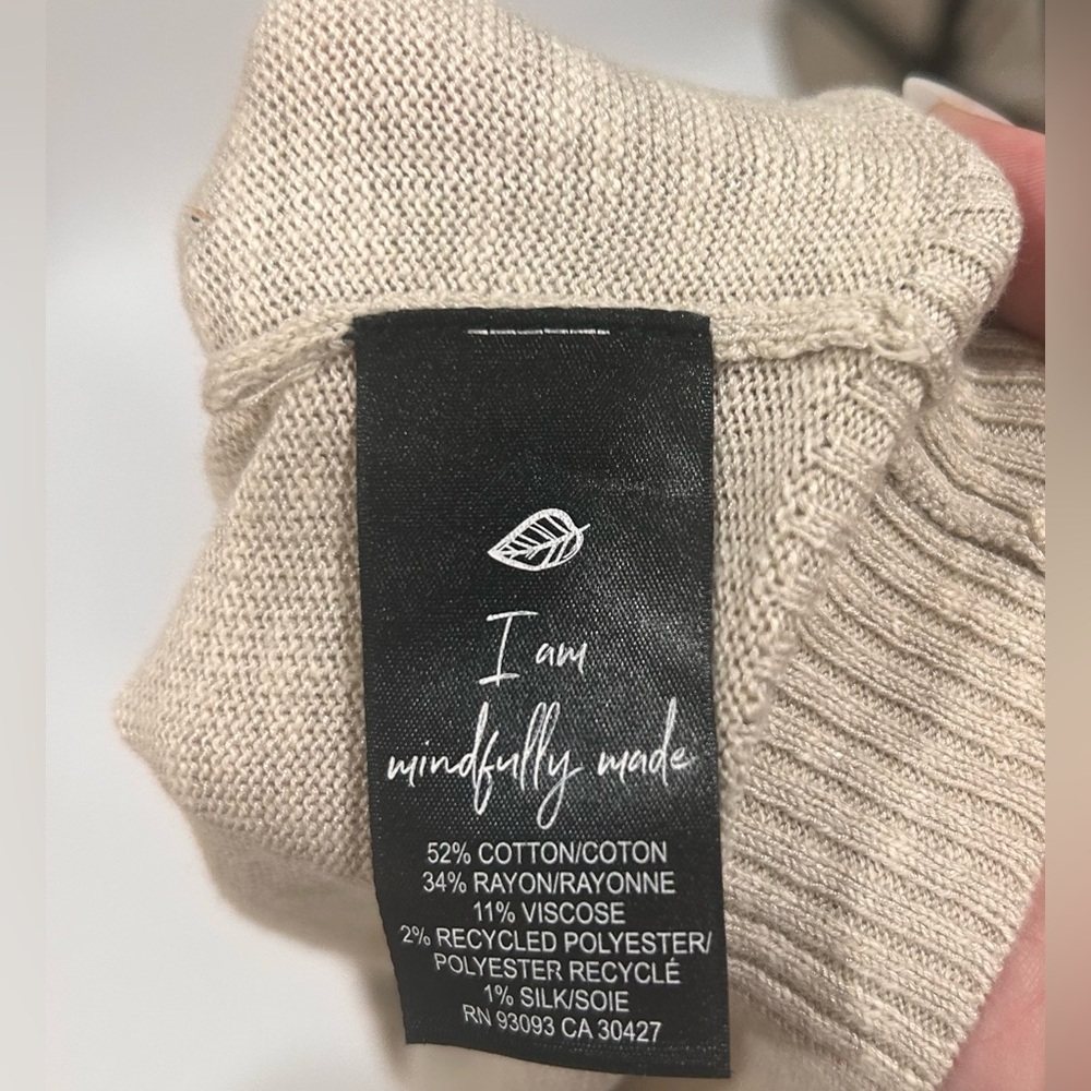 NWT NIC+ZOE BLOOMING SHORT V SWEATER. Size XL - Picture 6 of 9